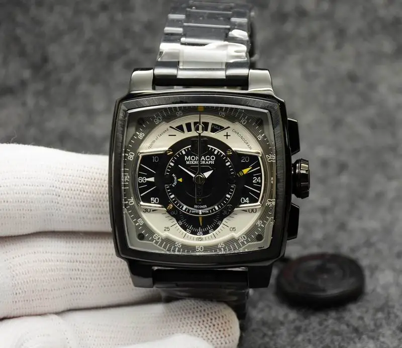 Tag Heuer 44X18mm 060856